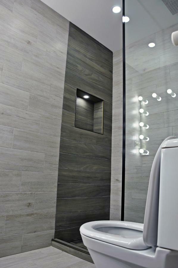 Luxury 4-Bedroom Apartment In The Center Тбилиси Екстериор снимка