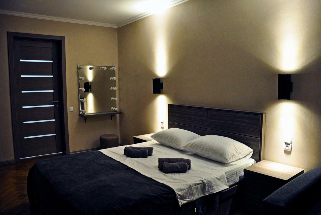 Luxury 4-Bedroom Apartment In The Center Тбилиси Екстериор снимка